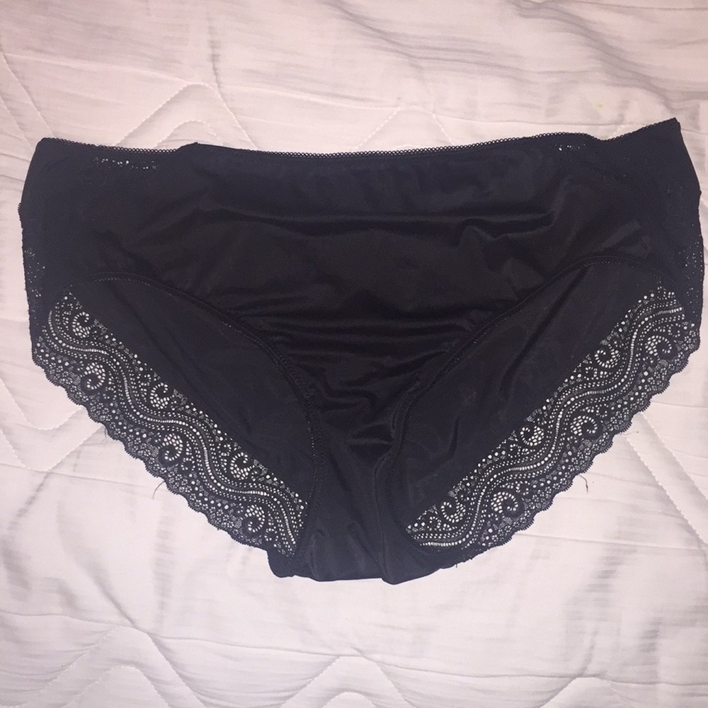 NEW! Black Lace Panties